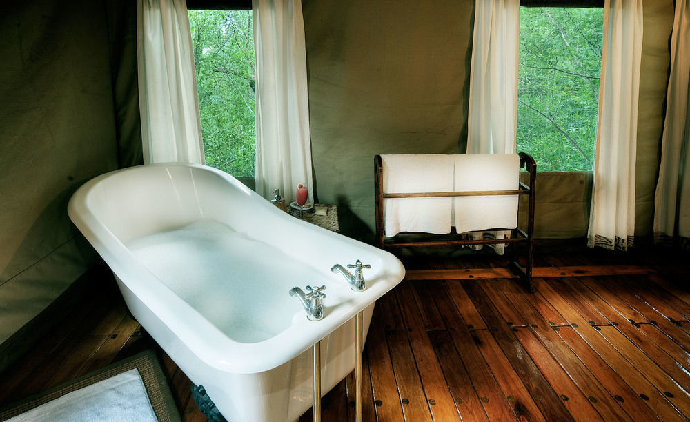 Royal Tree Lodge マウン エクステリア 写真